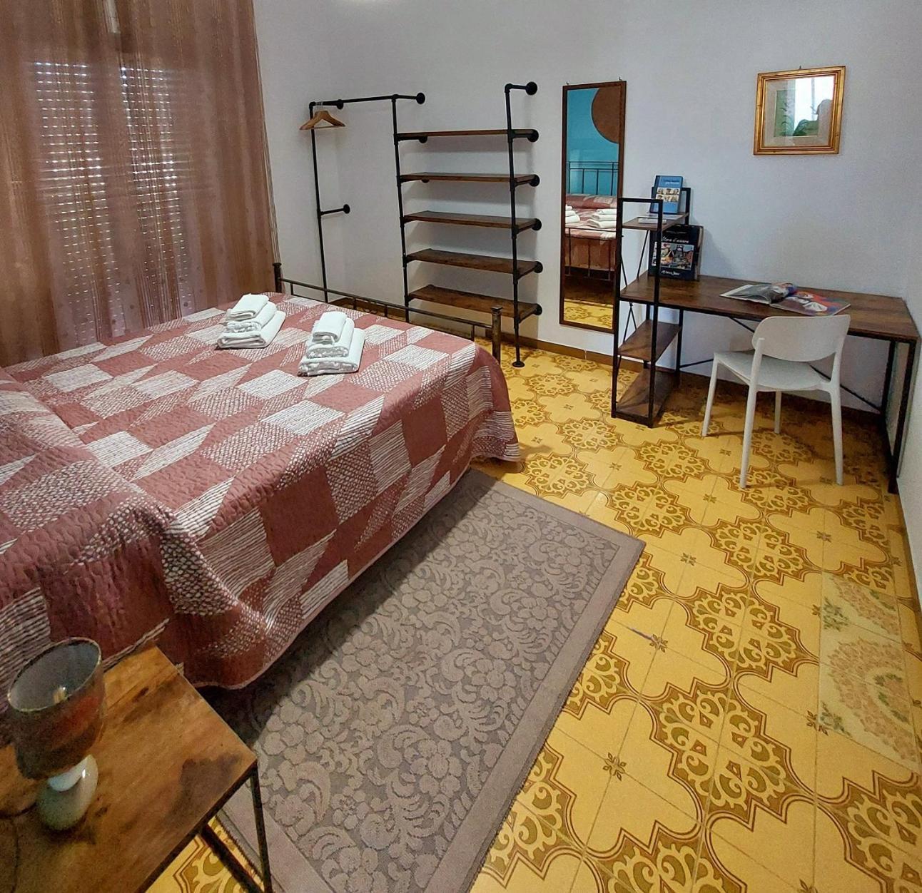 La Pintadera Sarda Apartamento Carbonia Exterior foto