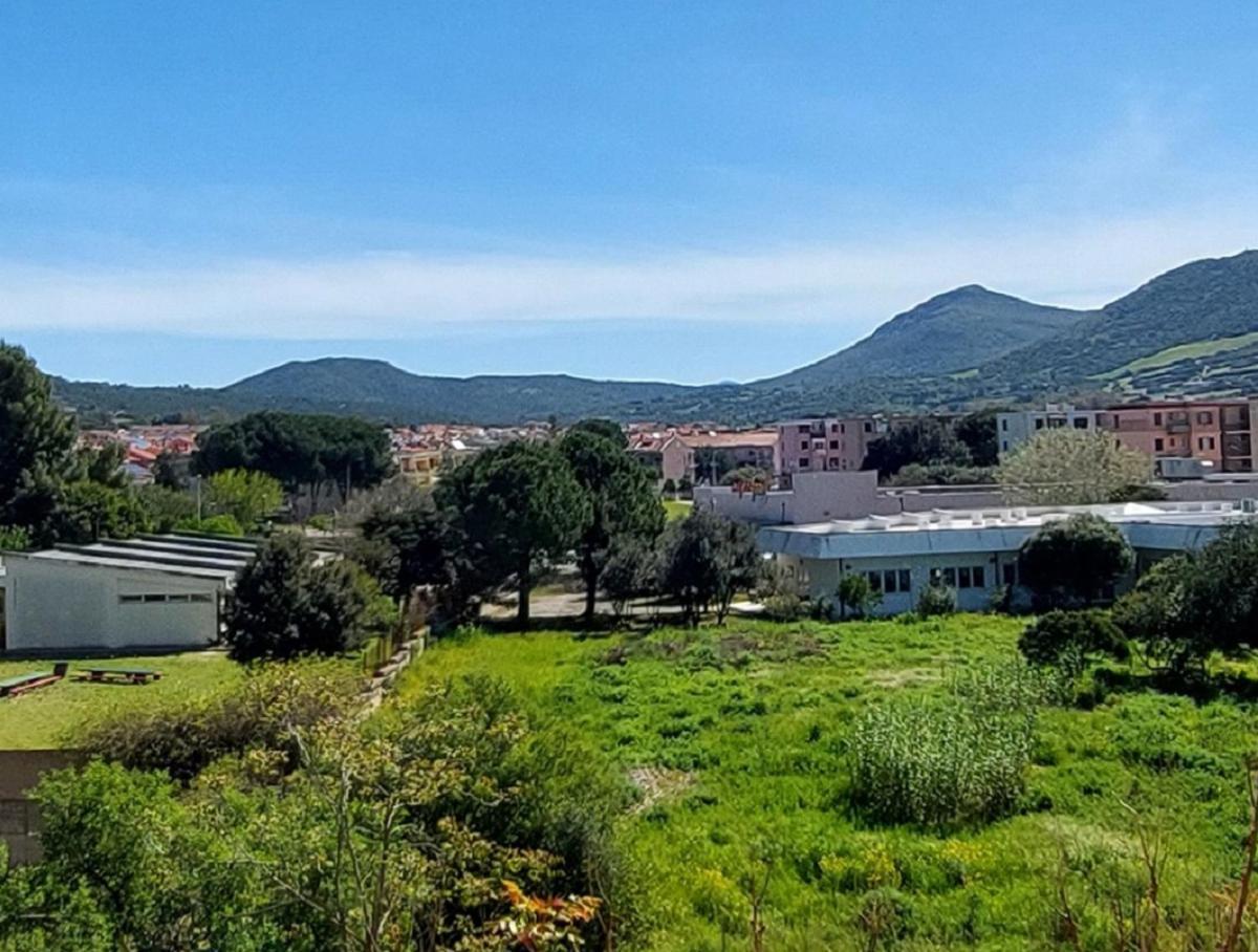 La Pintadera Sarda Apartamento Carbonia Exterior foto